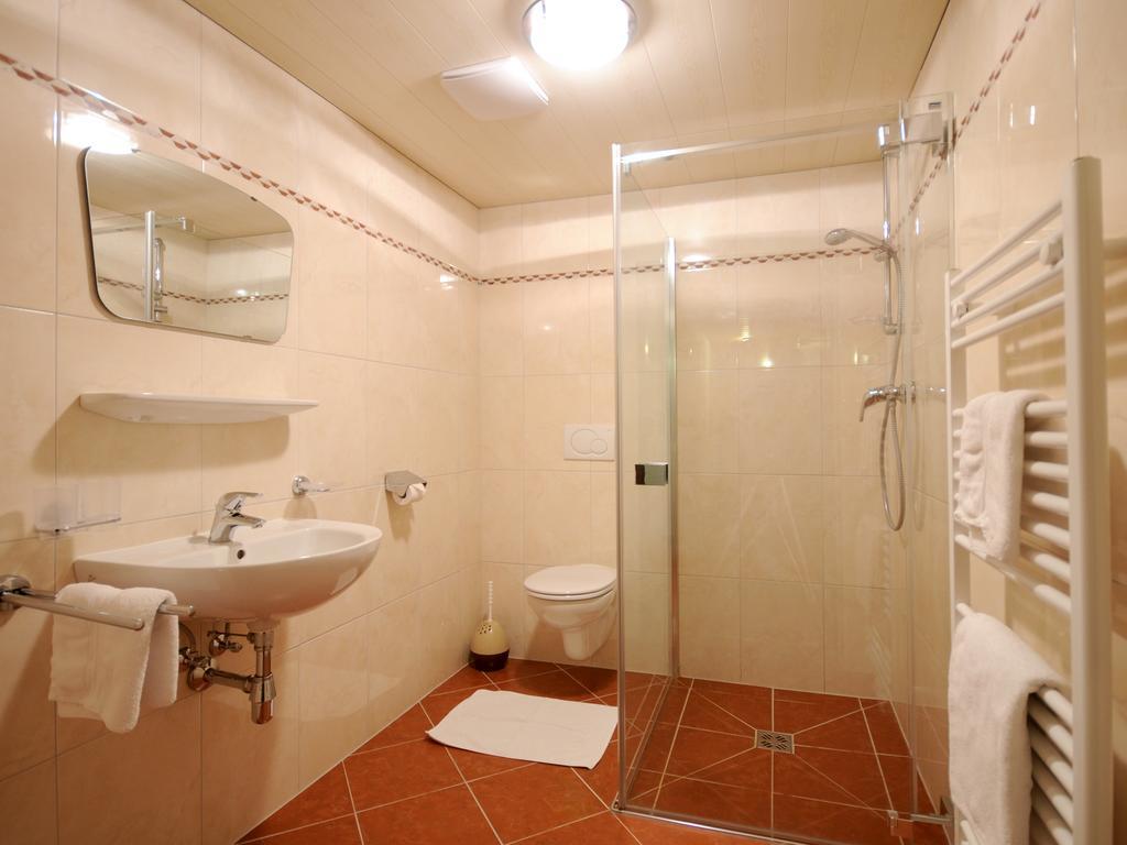 Ferienhaus Martlerhof Tux Szoba fotó